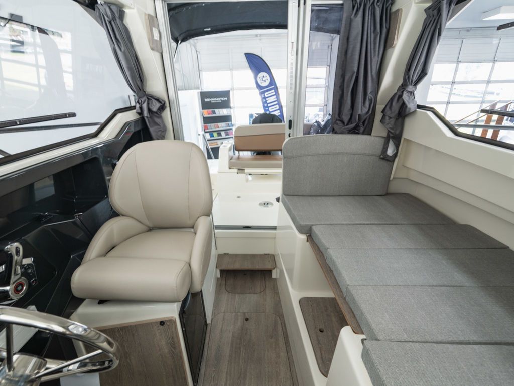 2025 Bayliner Trophy T23 Explorer - 10