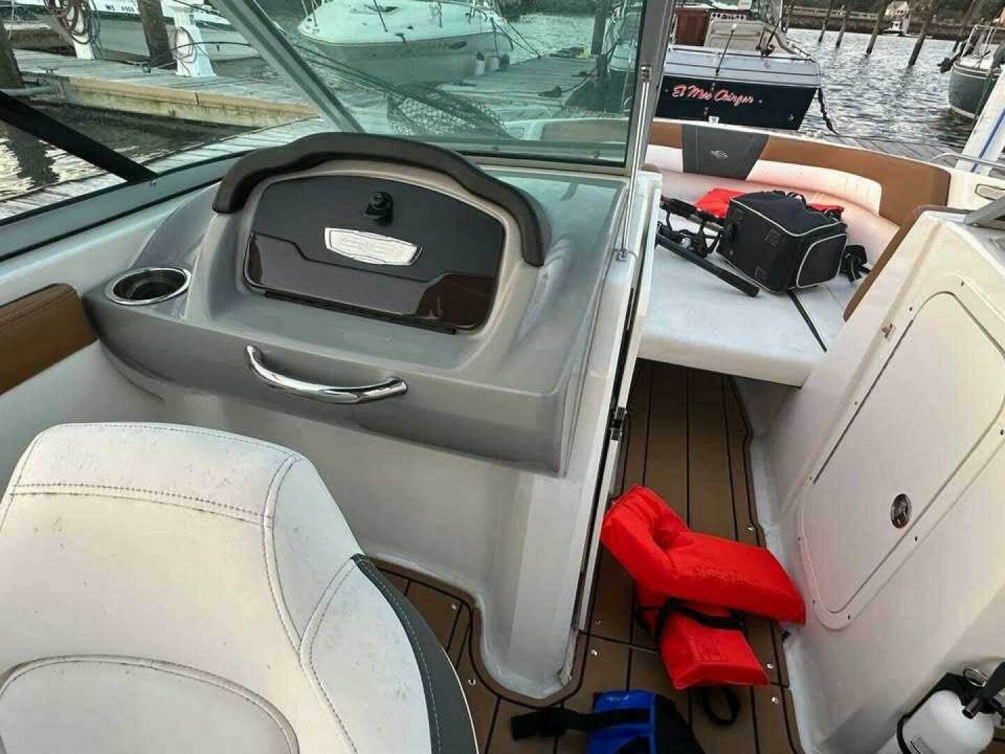 2023 Chaparral 23 SSi - Image 6