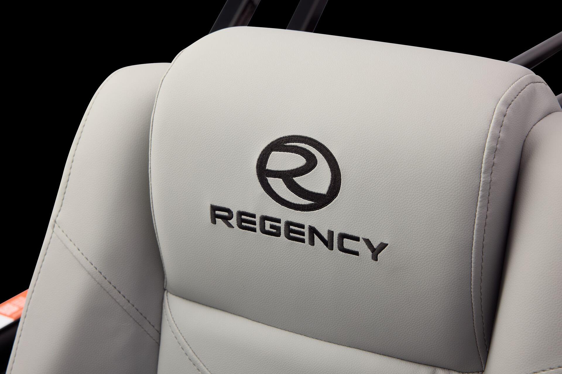 2026 Regency 250 DL RF - 61