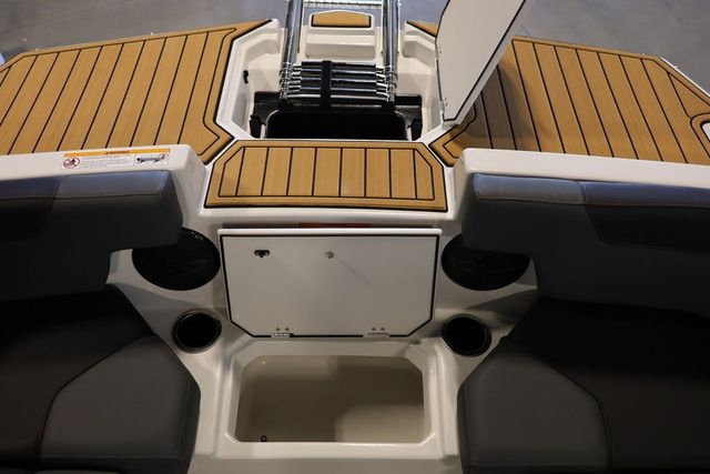 2026 Starcraft SVX OB 210 DC OB - 33
