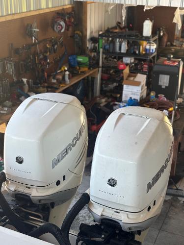 2016 Mako 284 Center Console - 10
