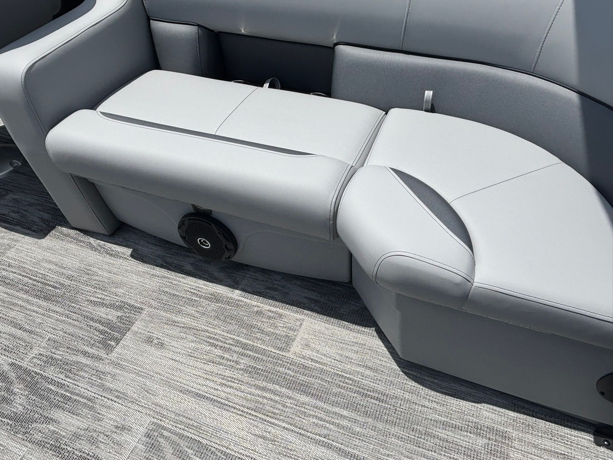 2027 Bentley Pontoons 200 Fish CWT - 23