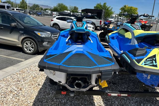 2026 Yamaha WaveRunner JETBLASTER DLX 3-AZURE BLUE/WHITE - 22