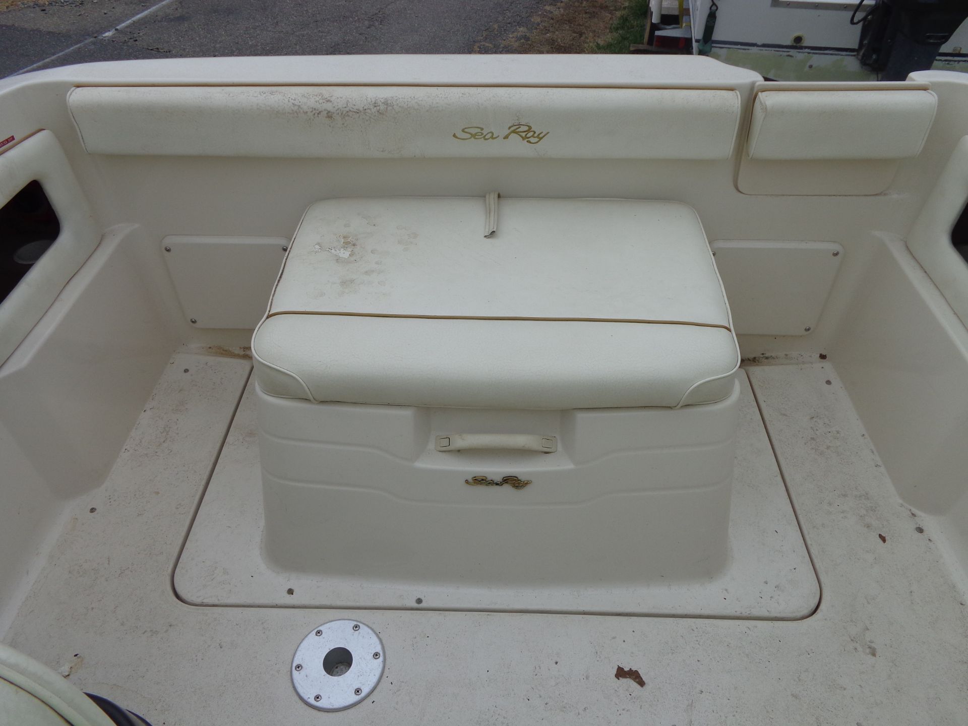 1999 Sea Ray Express Cruiser - 17