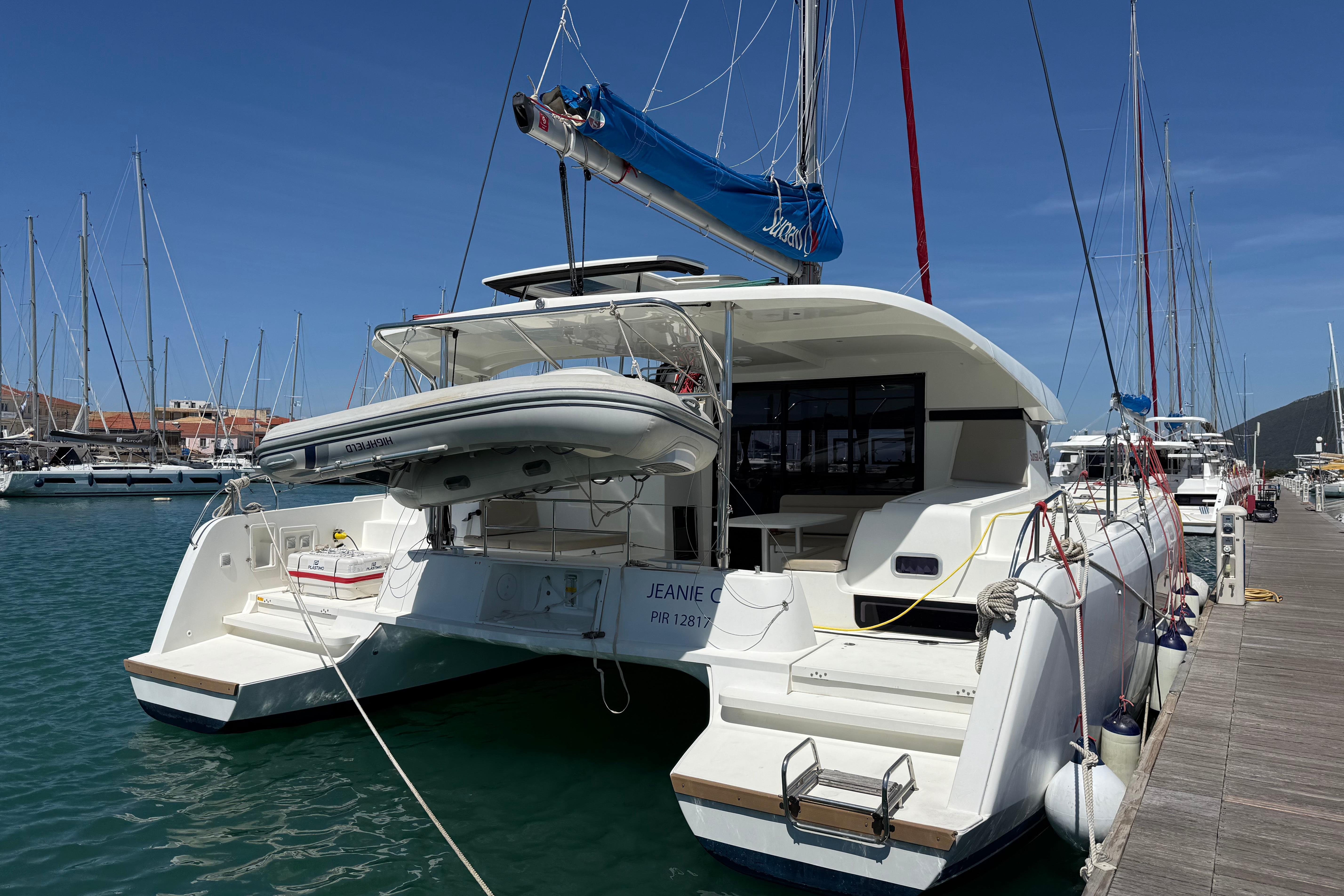2020 Lagoon 42