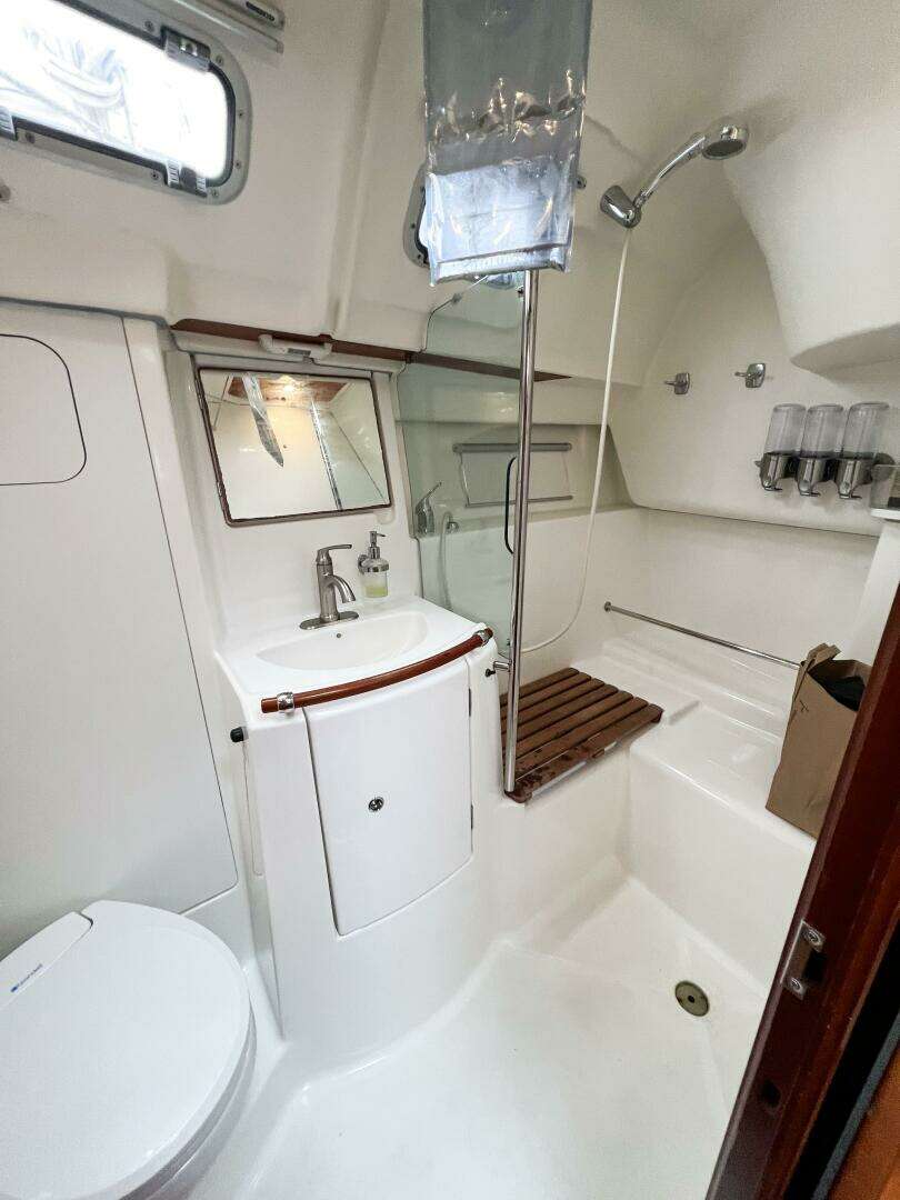2007 Beneteau 373 - Image 35