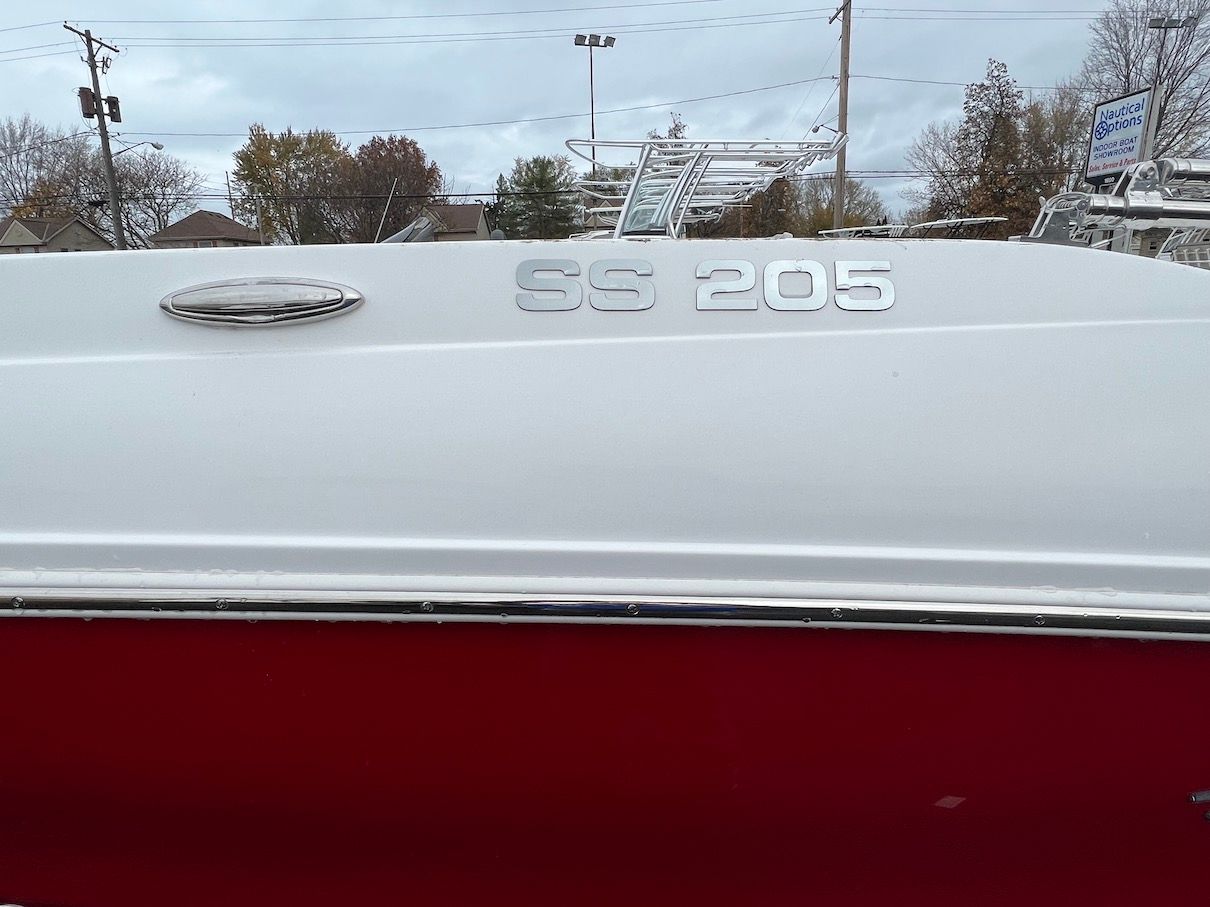 2022 Hurricane 205 SD - 11