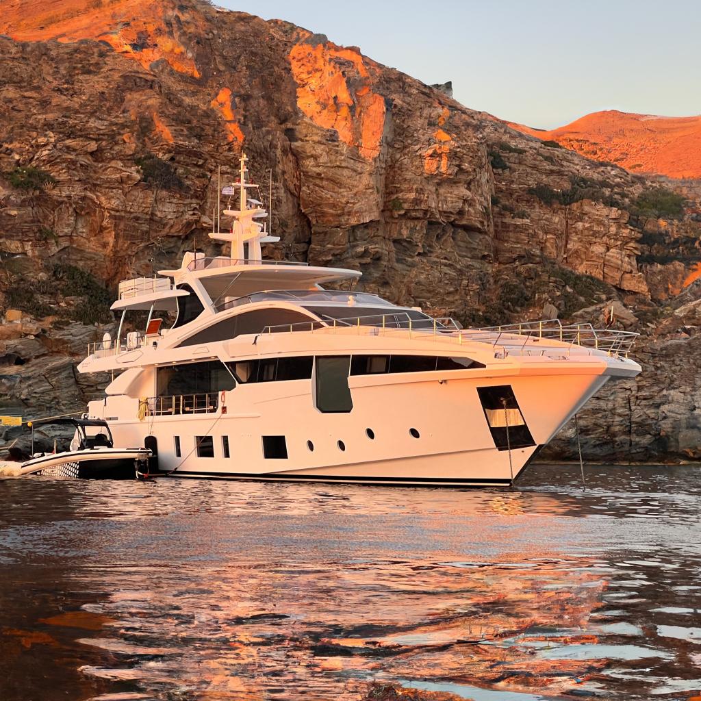 2020 Azimut Grande 35M