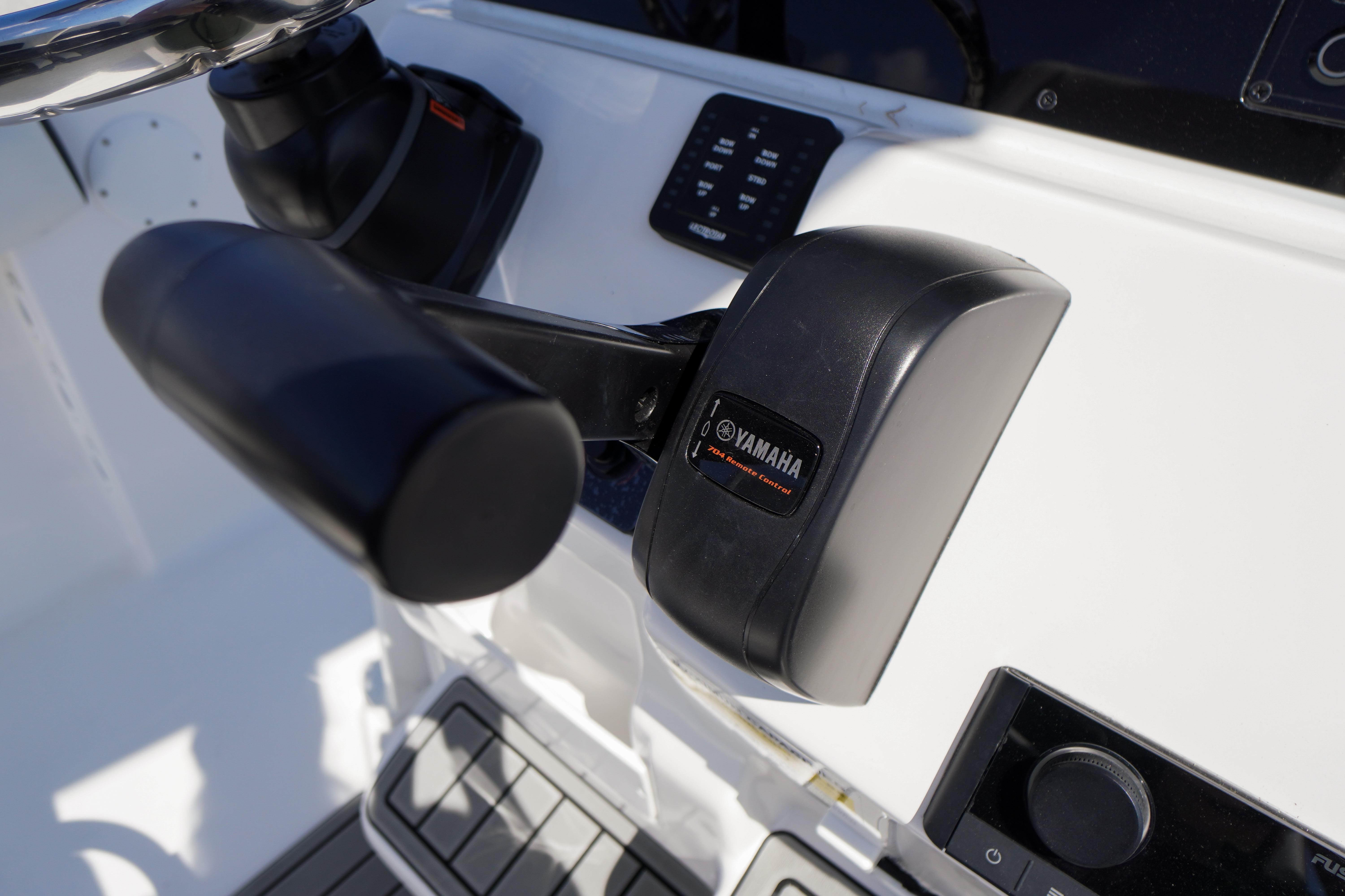 Throttle control on 2026 Tidewater 220 CC Adventure boat with Yamaha branding.