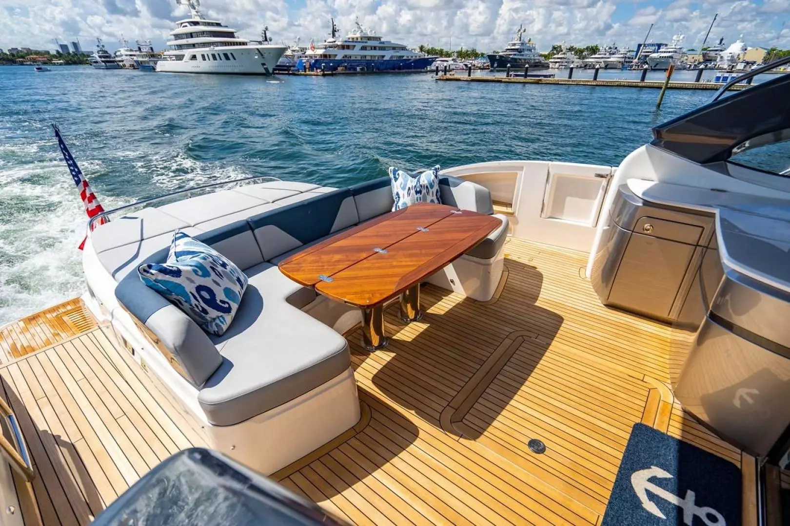 2020 Princess V60 - Image 14