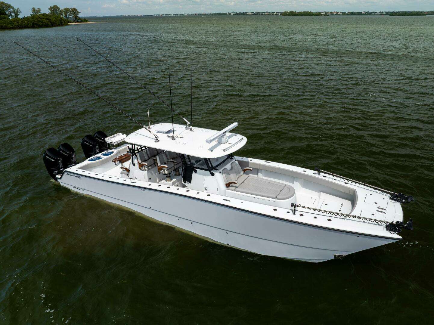 2025 Freeman 42 LR - Image 17