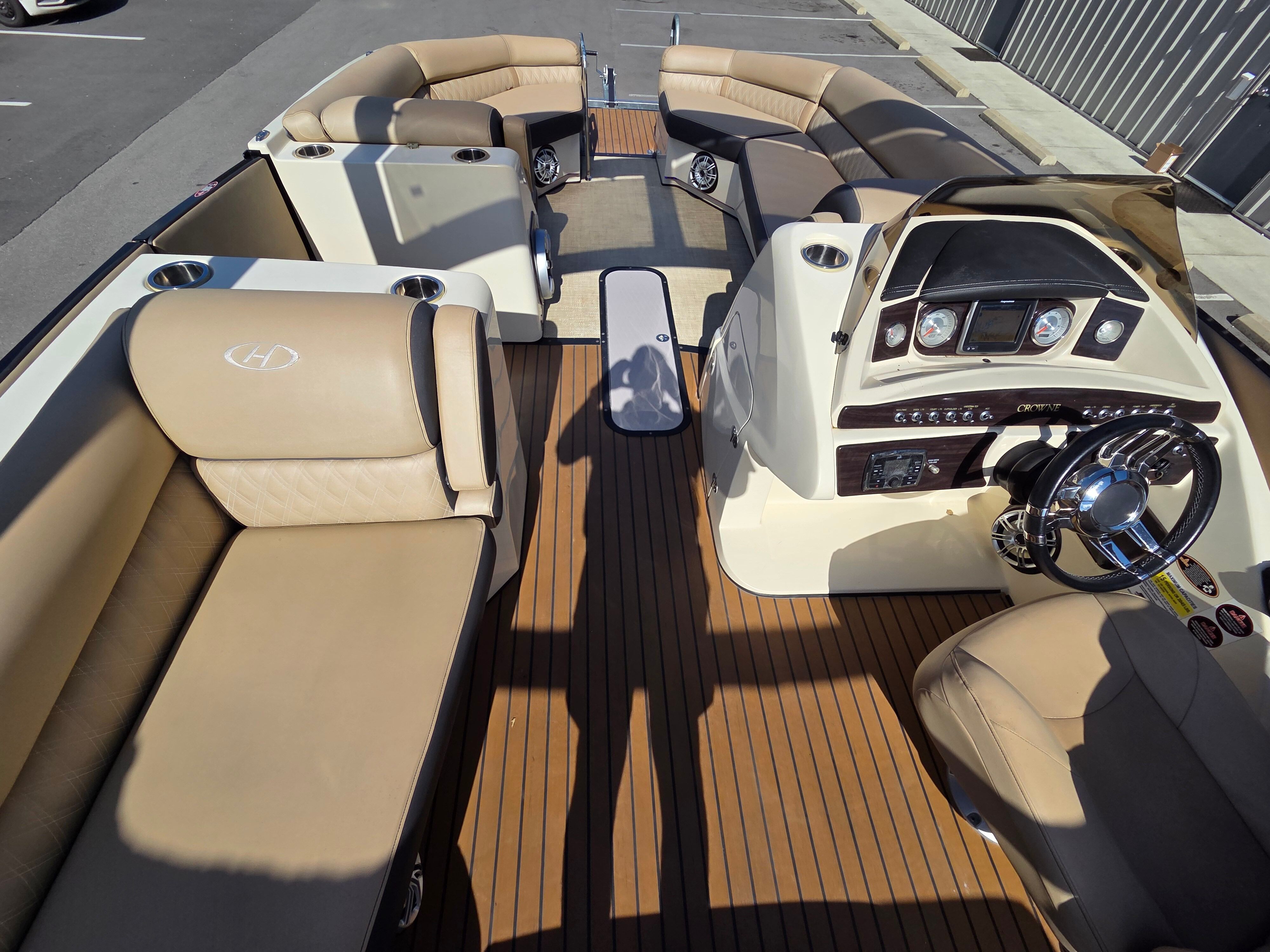 2016 HARRIS 250 CROWNE - Image 10