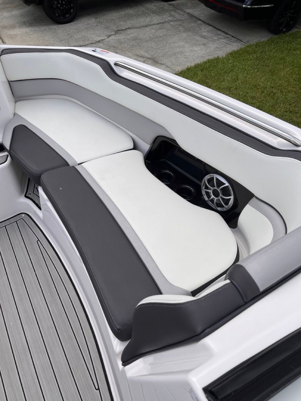 2023 Yamaha Boats 252S - 54