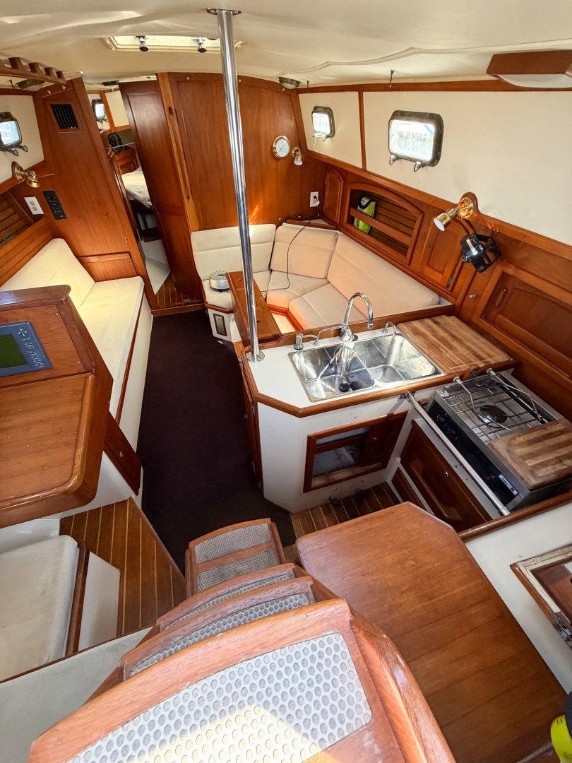 1998 Pacific Seacraft 37 - Image 28