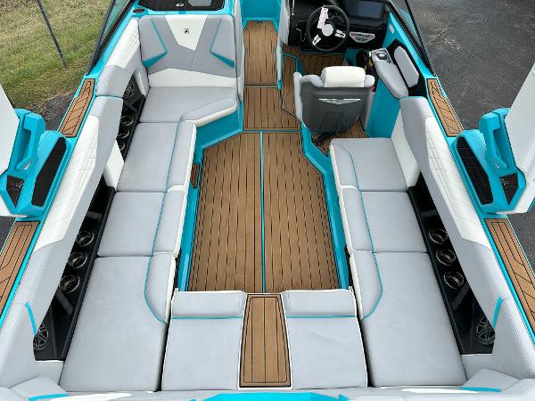 2022 Nautique S23 boat interior with spacious seating and modern design.