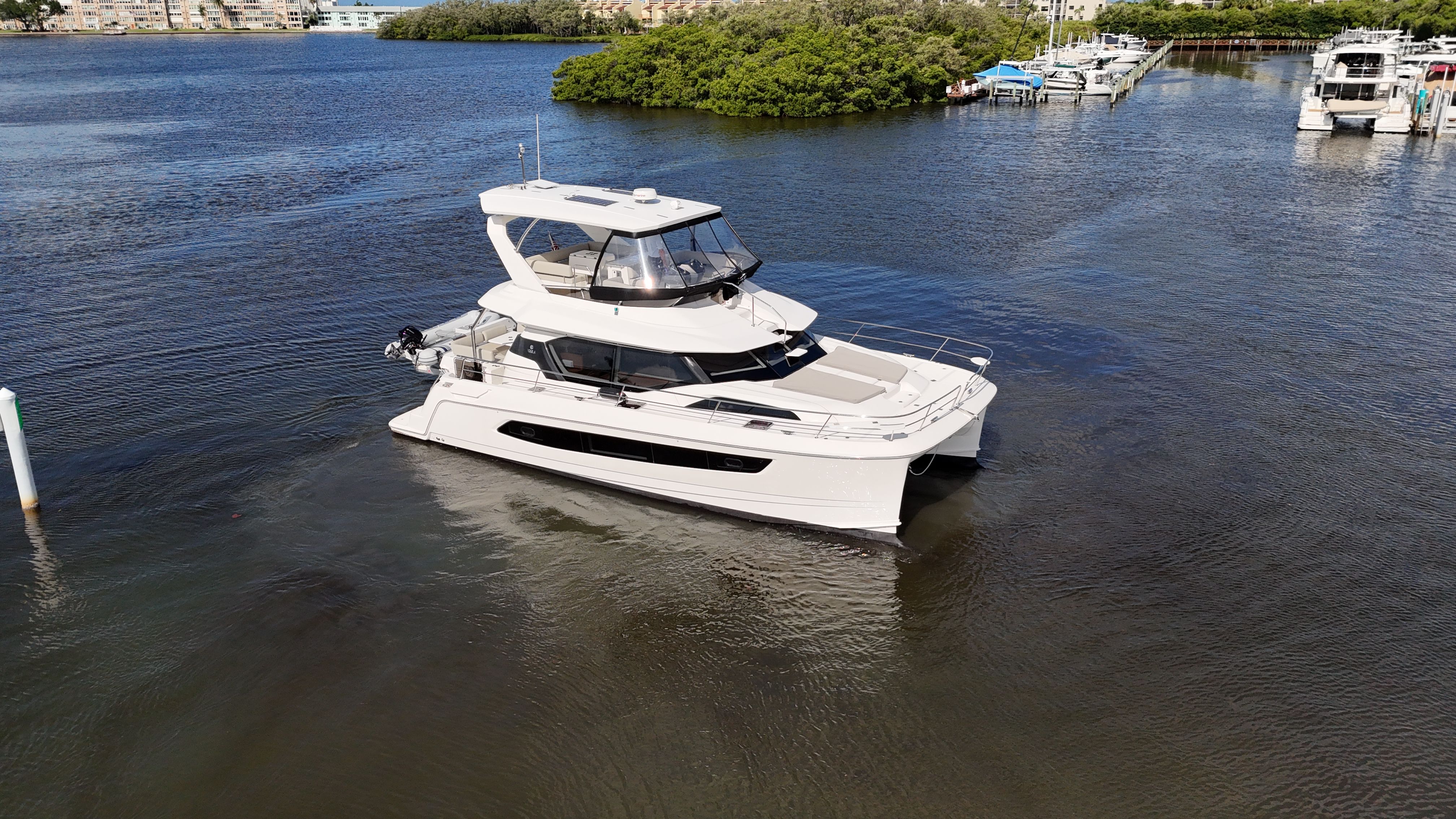 2024 Aquila 44 Yacht