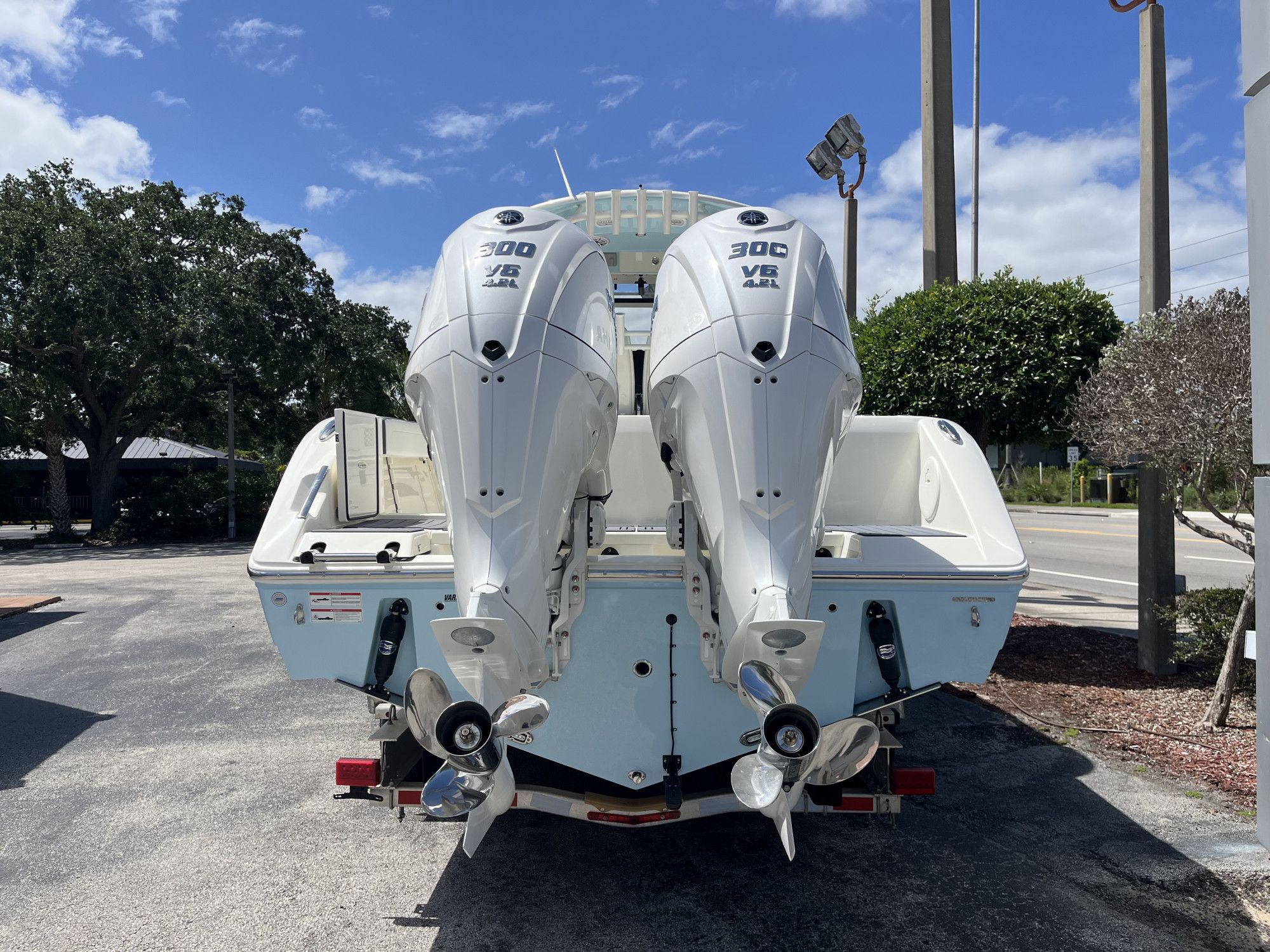 2026 Cobia 285 Open Center Console - 5