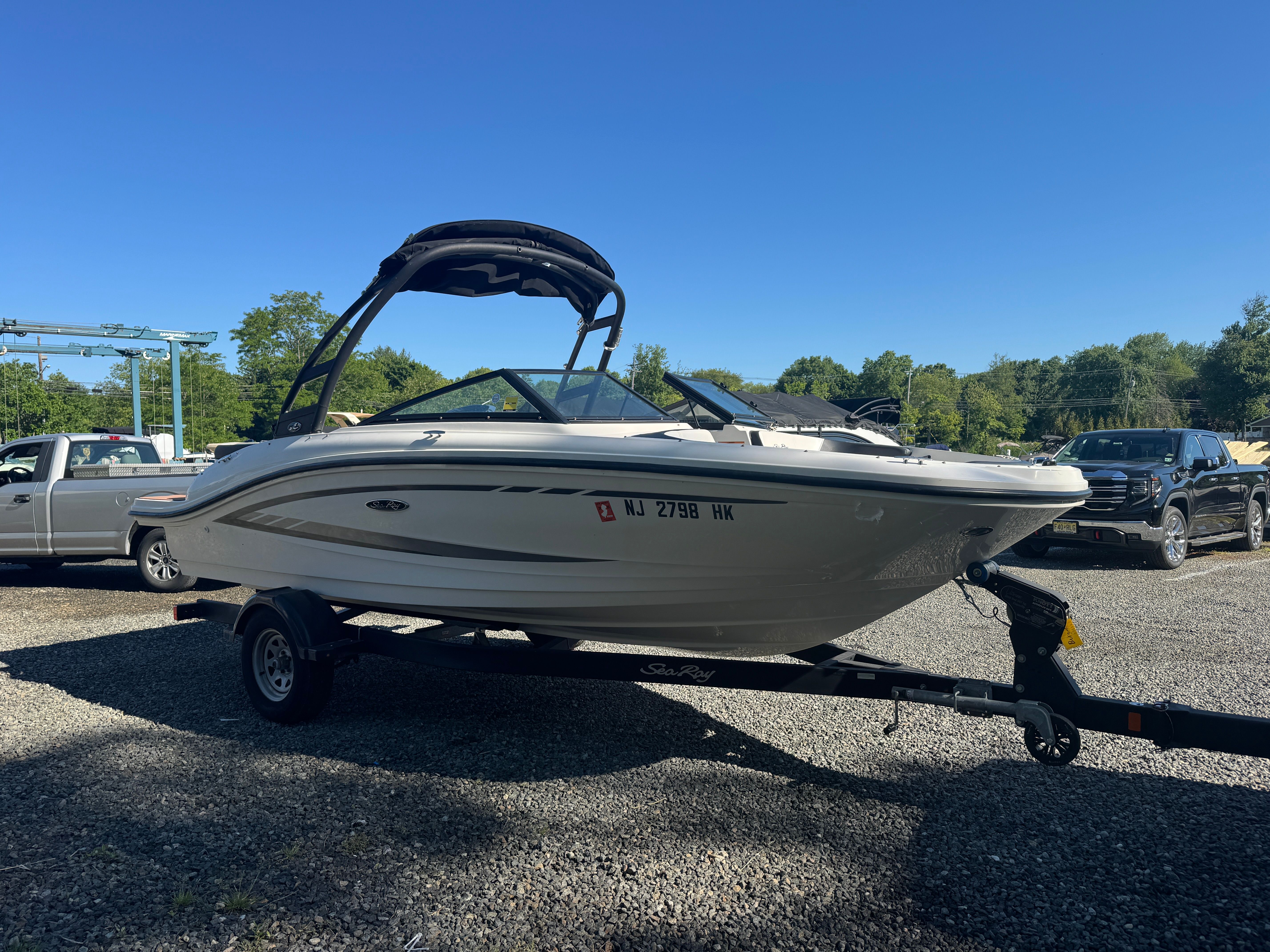 2017 Sea Ray 190 Sport - 8