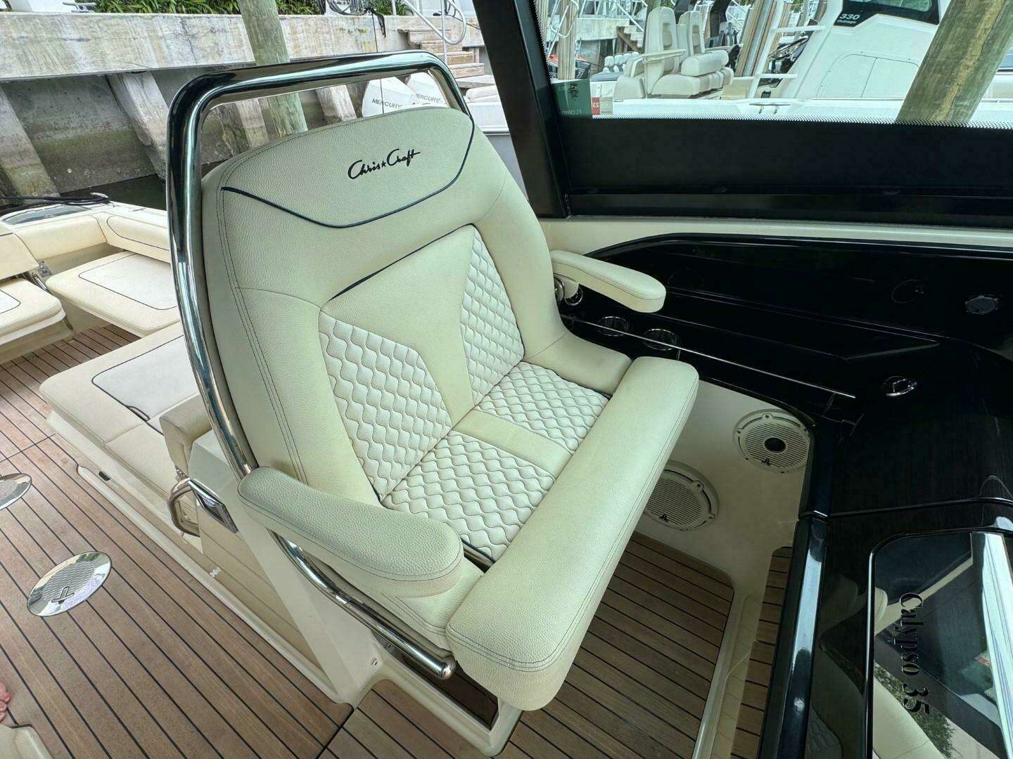 2022 Chris-Craft Calypso 35 - Image 14