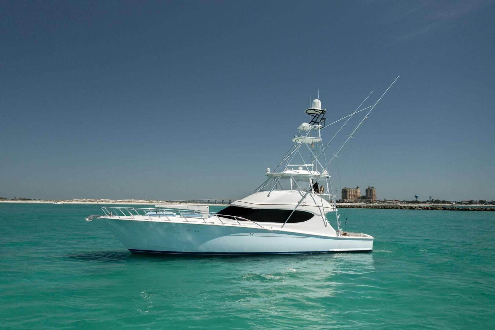 2016 Hatteras GT60