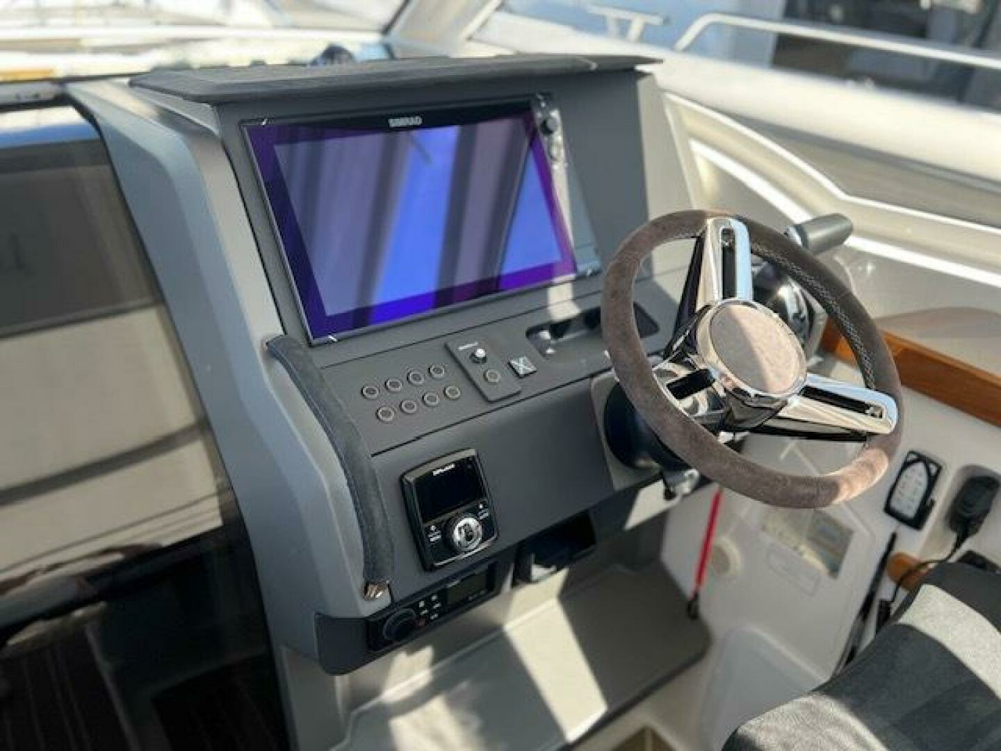 2023 Nimbus W9 - Image 19