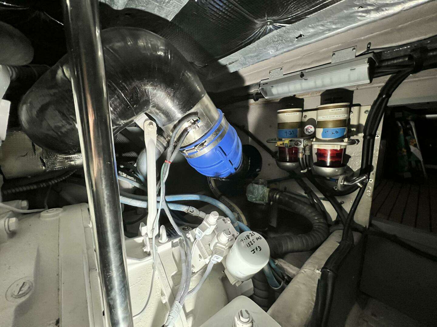 2003 Sea Ray 480 Sedan Bridge - Image 51