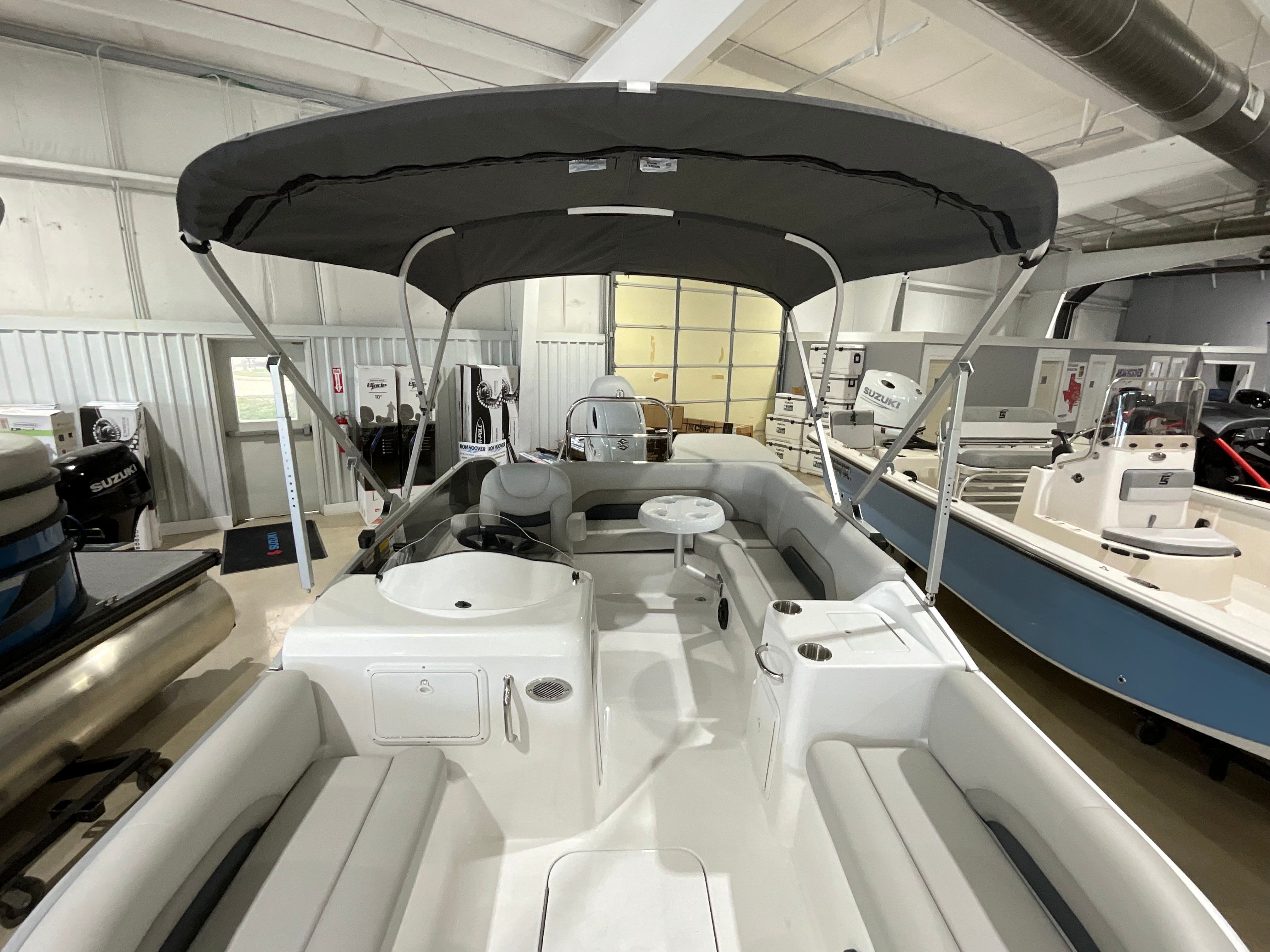 2026 Hurricane Fundeck - 17