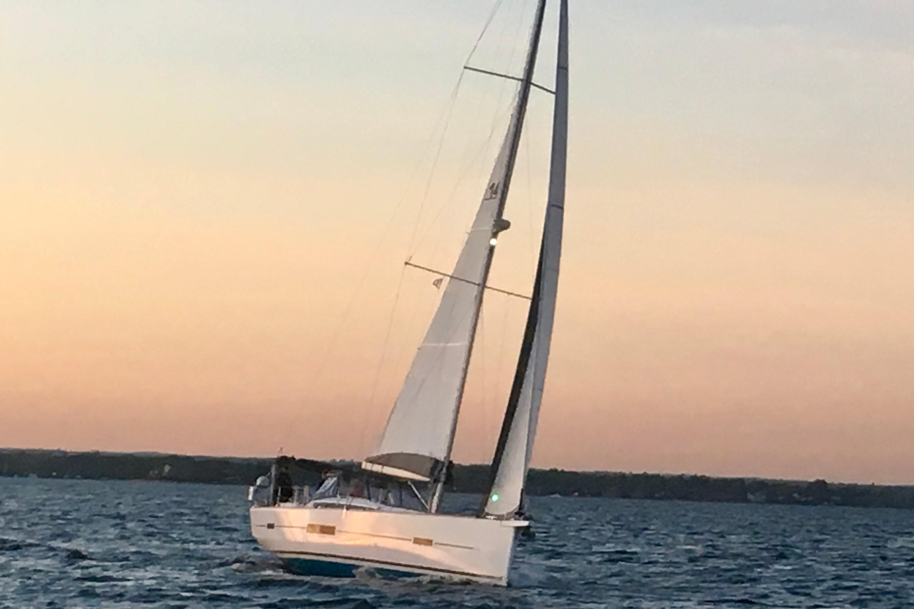 2016 Dufour 512 GL