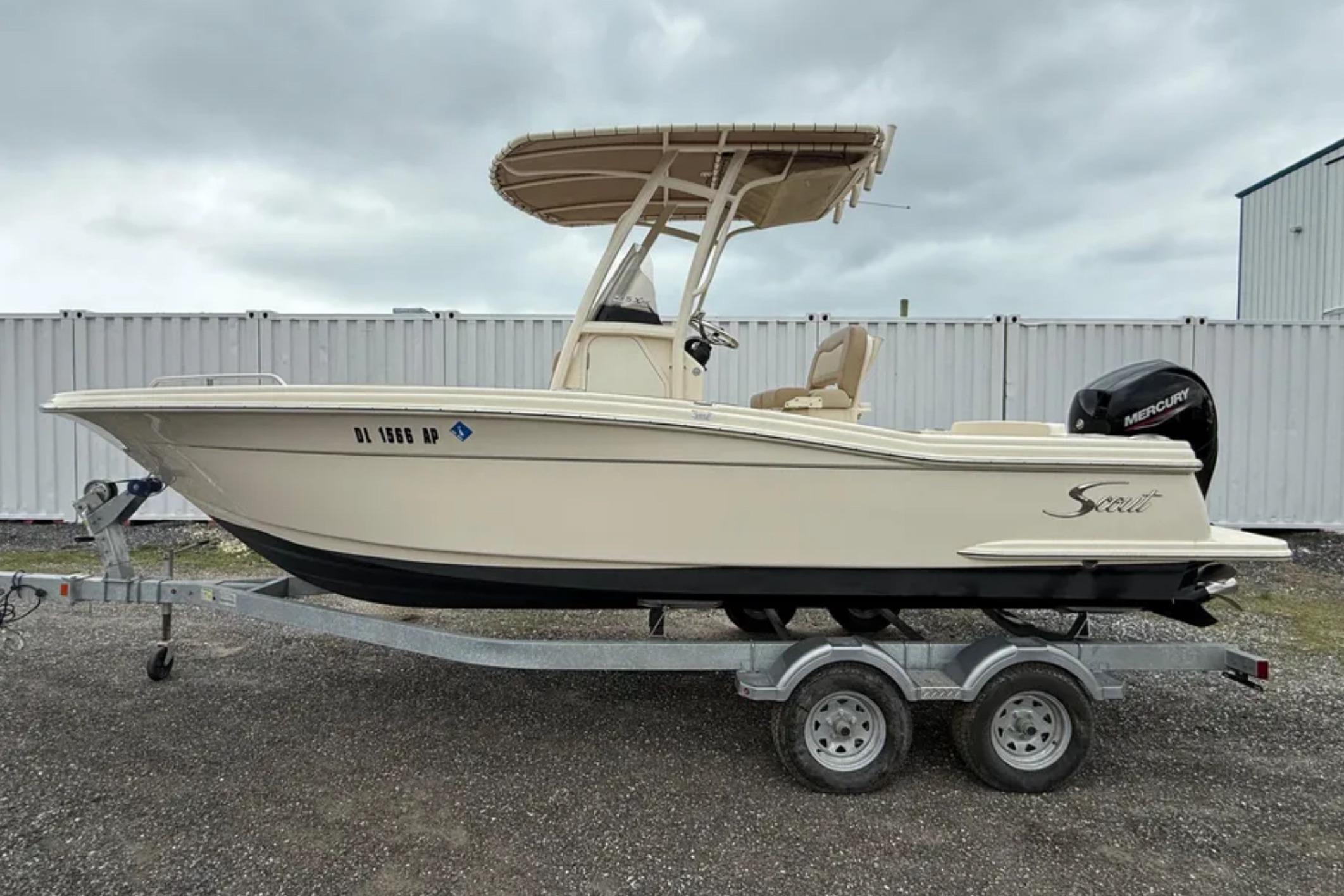 2023 Scout 215 XSF