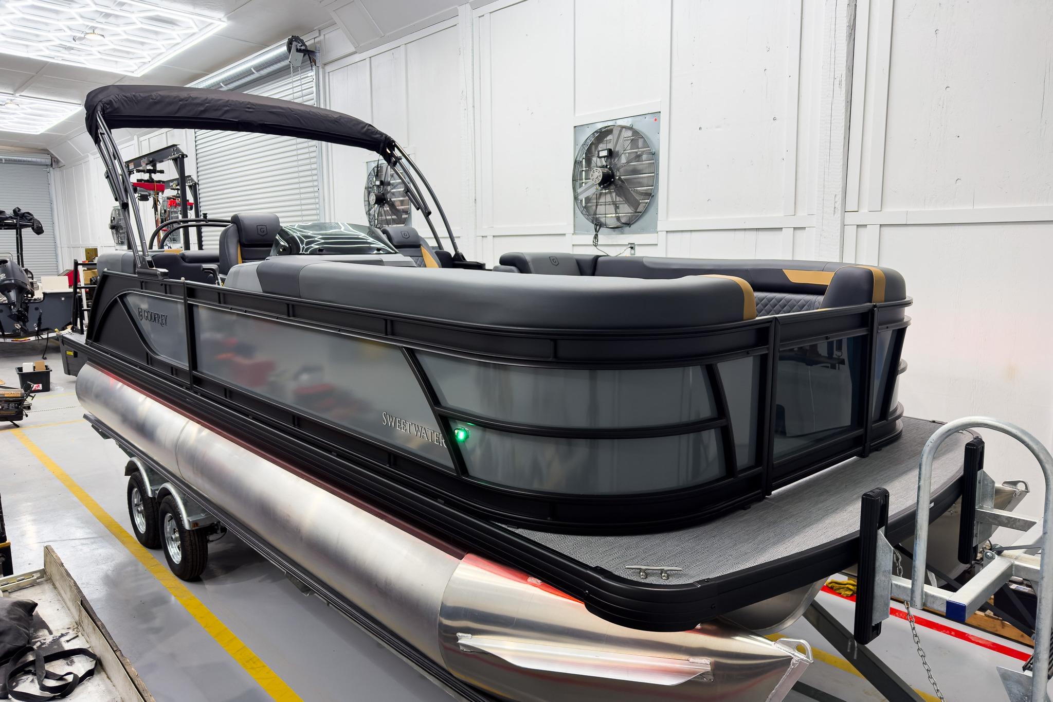 2026 Godfrey Sweetwater 22' Split Bench Tritoon - 2286 SBC