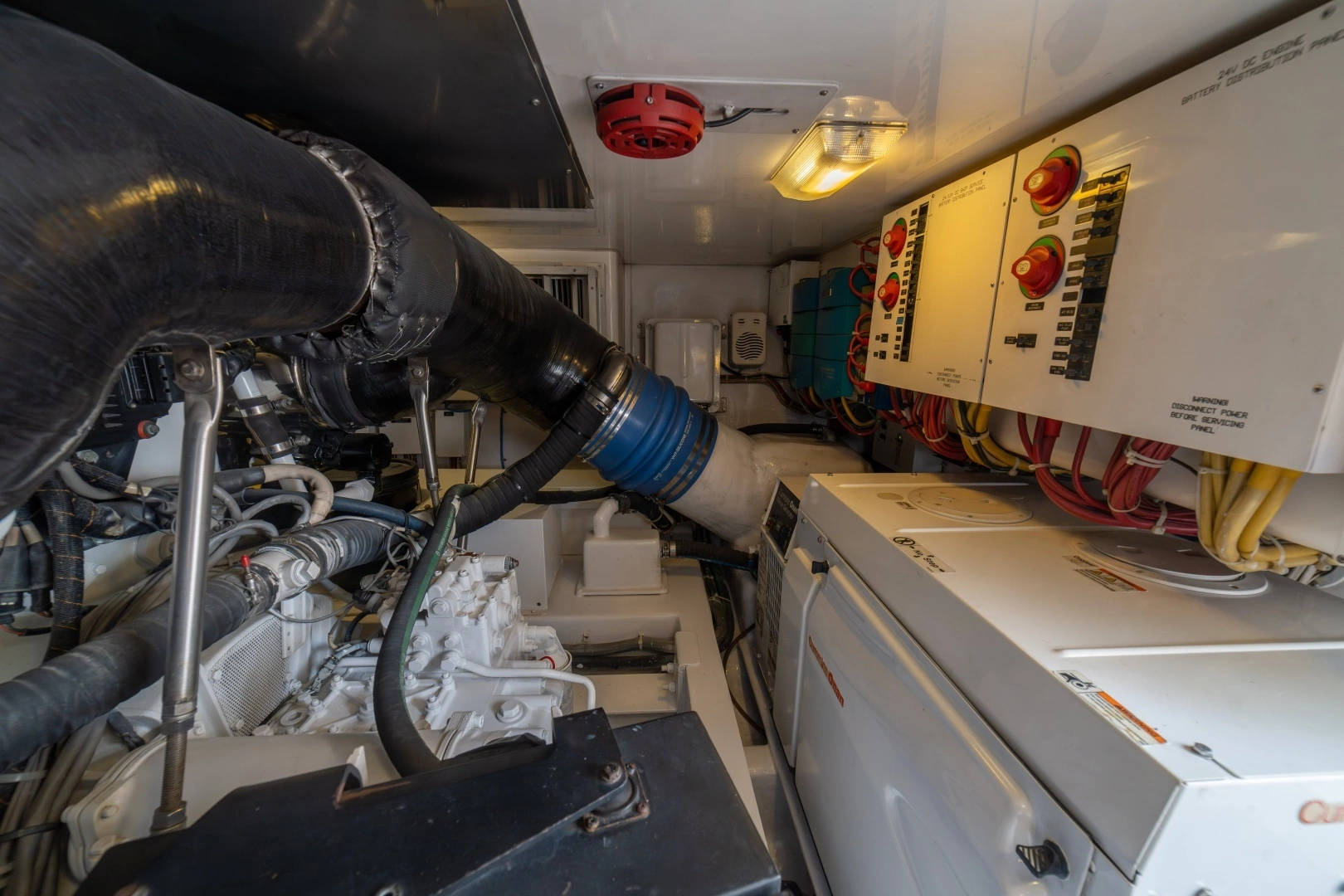 2012 Viking 60 Convertible - Image 72