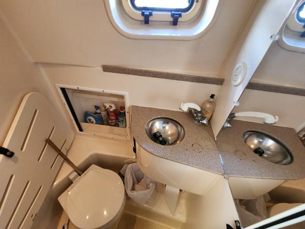 2003 Pursuit 3070 Offshore - 59