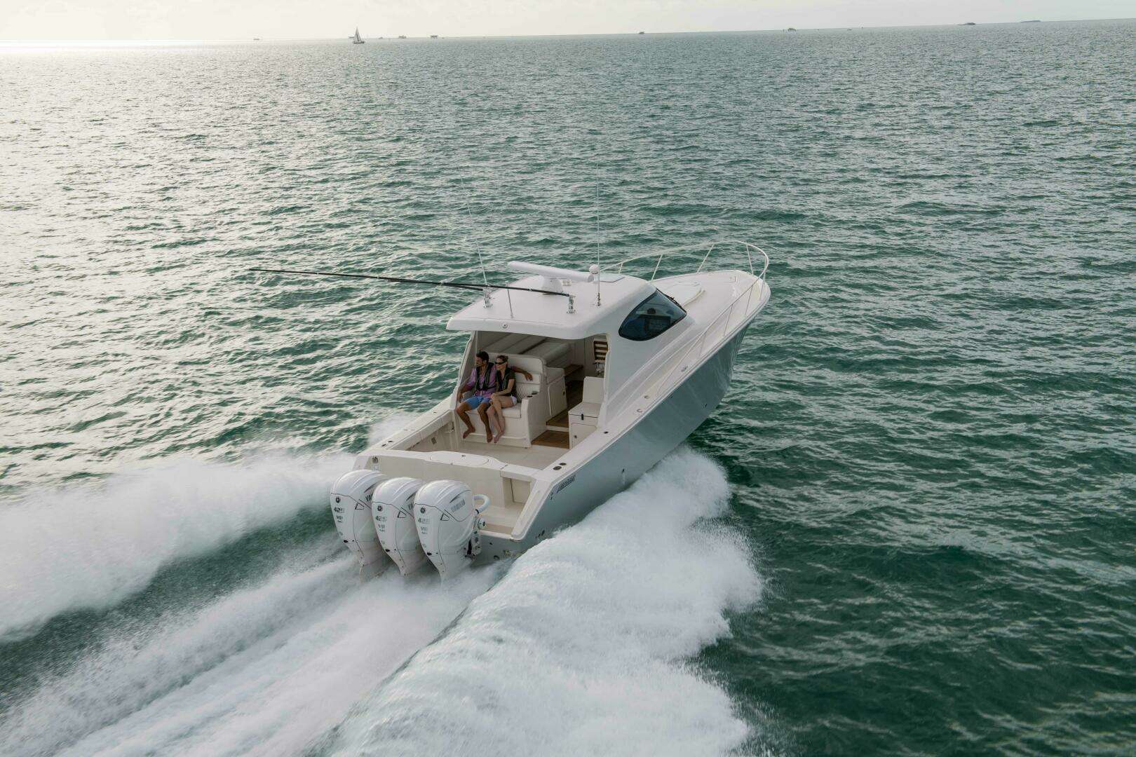 2026 Jupiter 41 Sport Bridge - Image 33