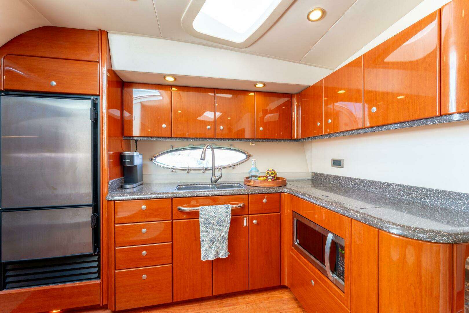 2007 Formula 45 Yacht - Image 80