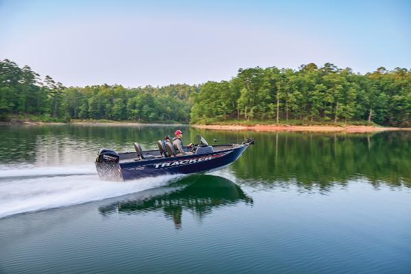 2026 Tracker Pro Guide V-16 SC - 55