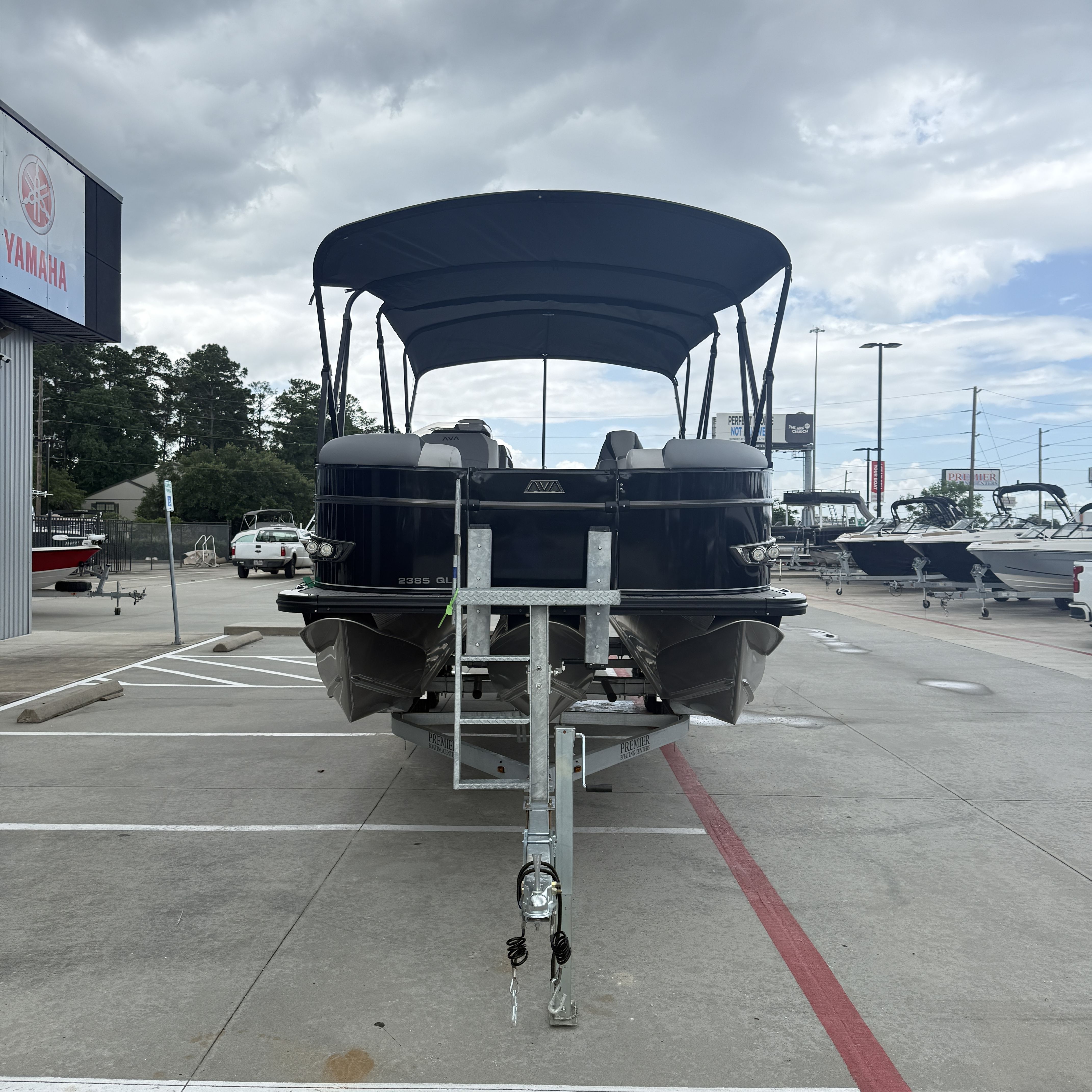 2026 Avalon Catalina Quad Lounge Shift - 23' - 5