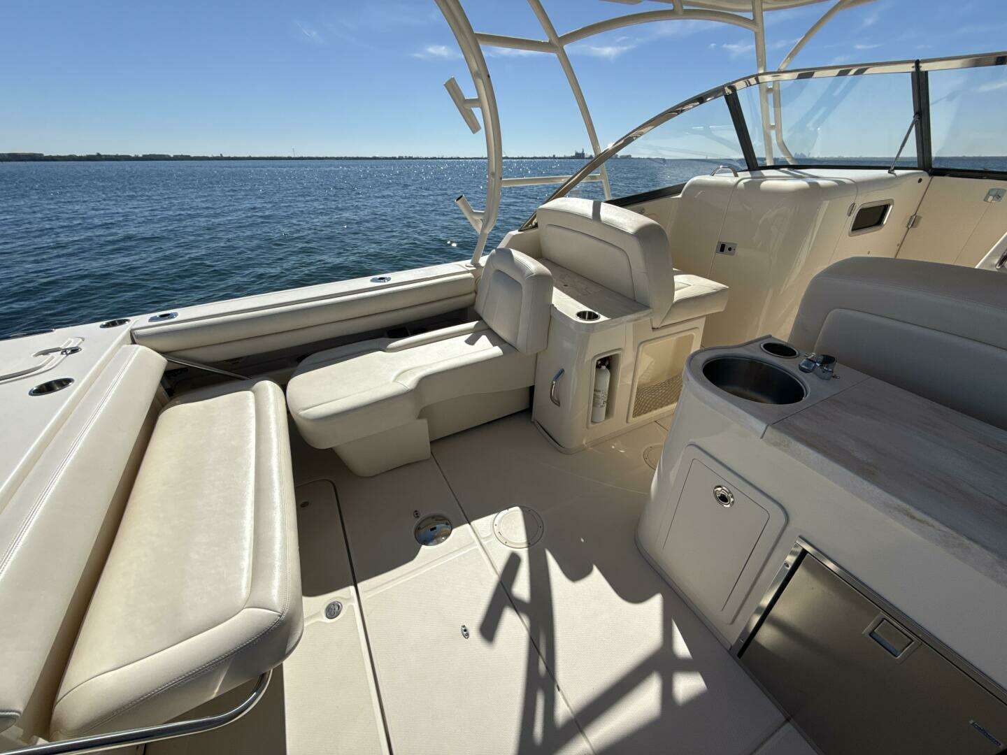 2016 Grady-White 307 Freedom - Image 11