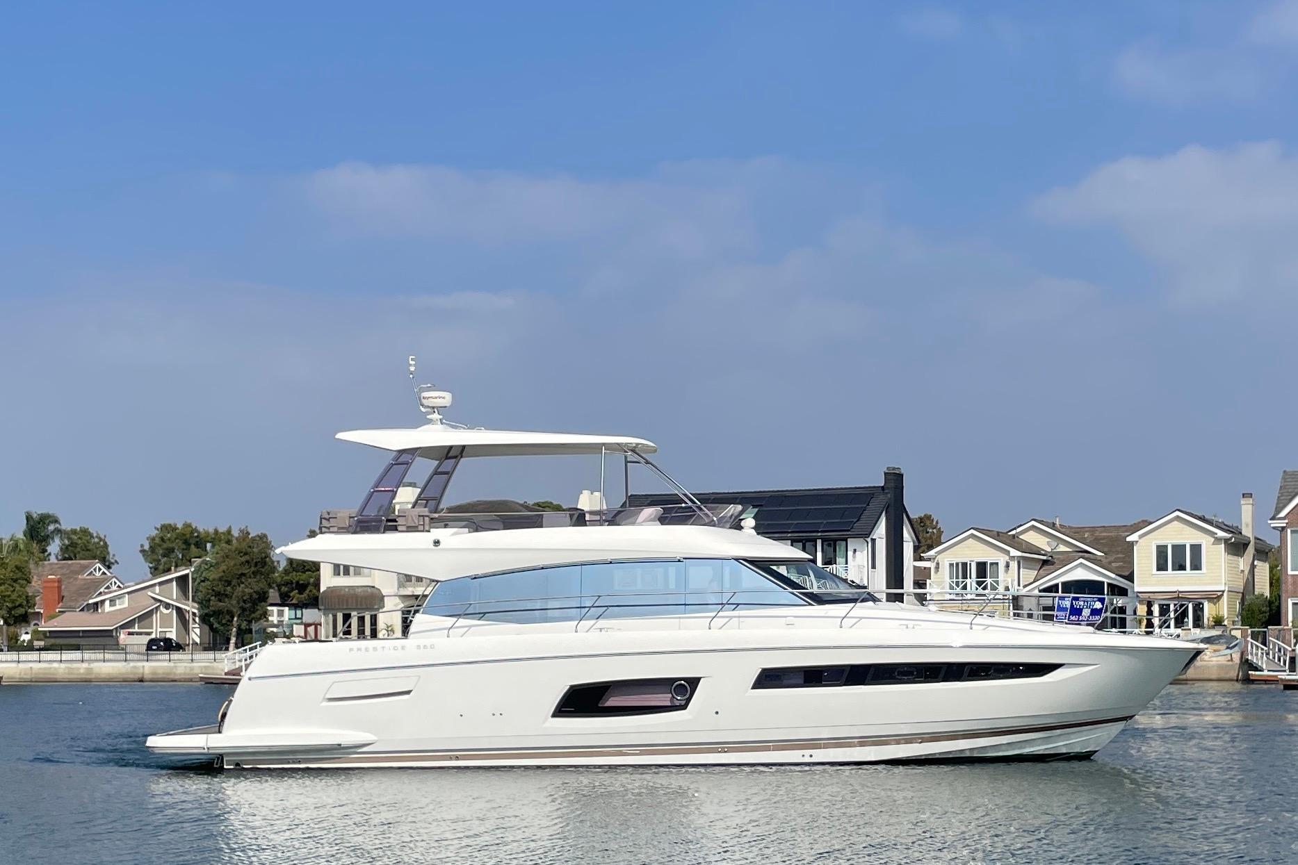 2017 Prestige 560