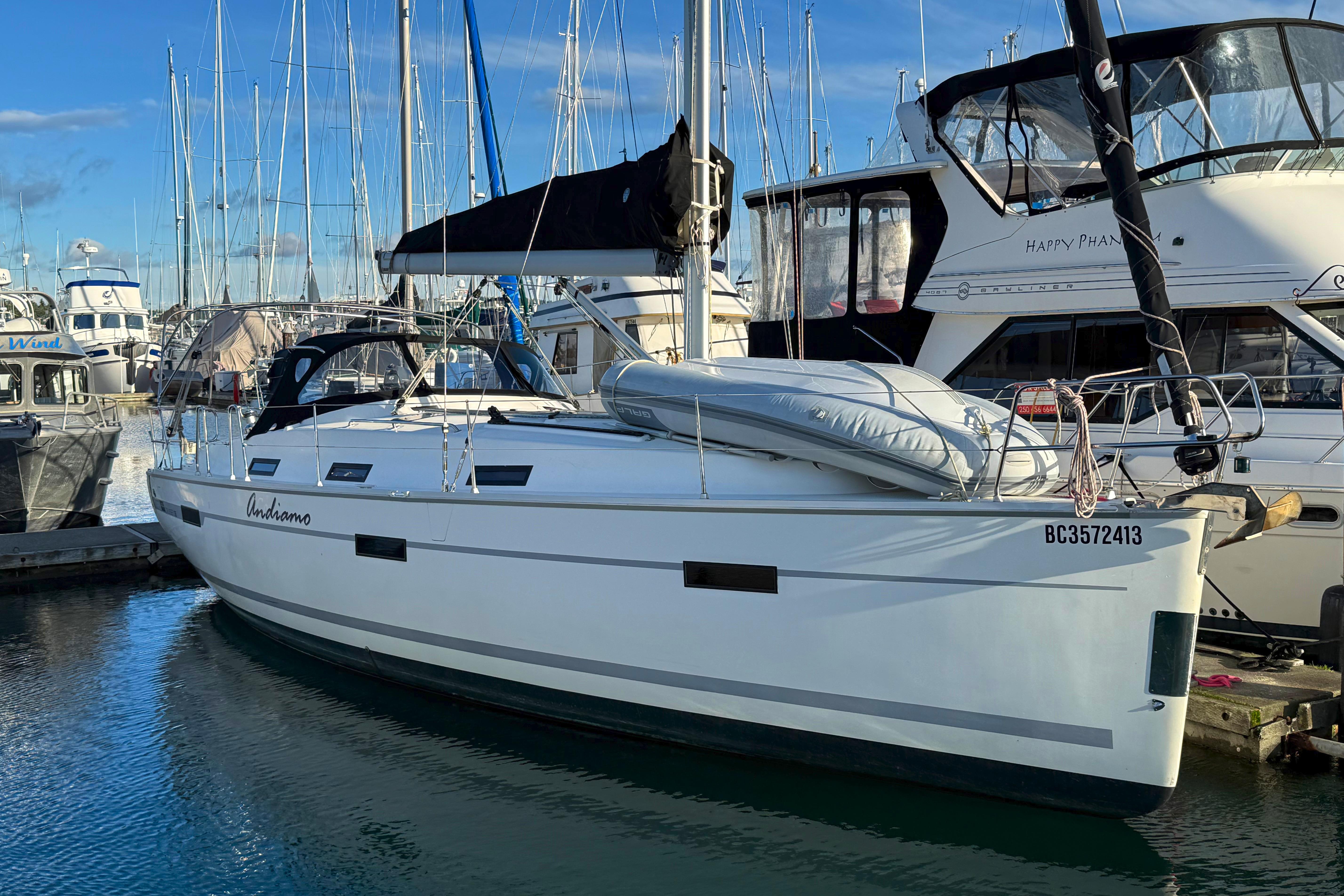 2012 Bavaria Cruiser 36