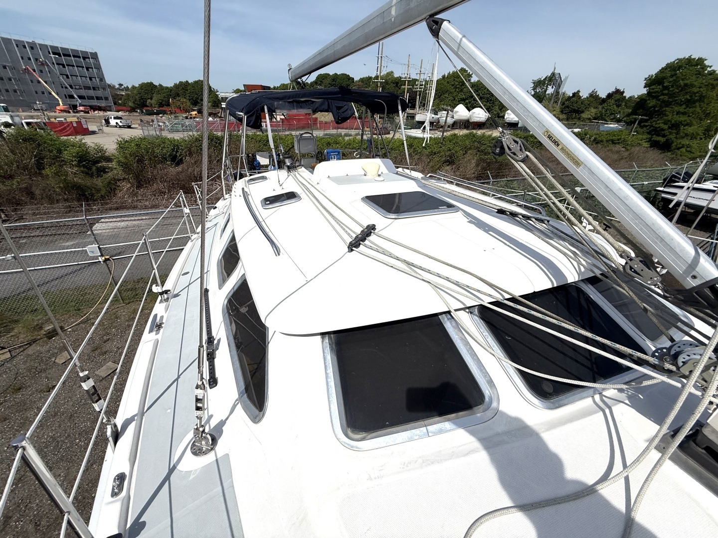 2005 Hunter — - Image 18