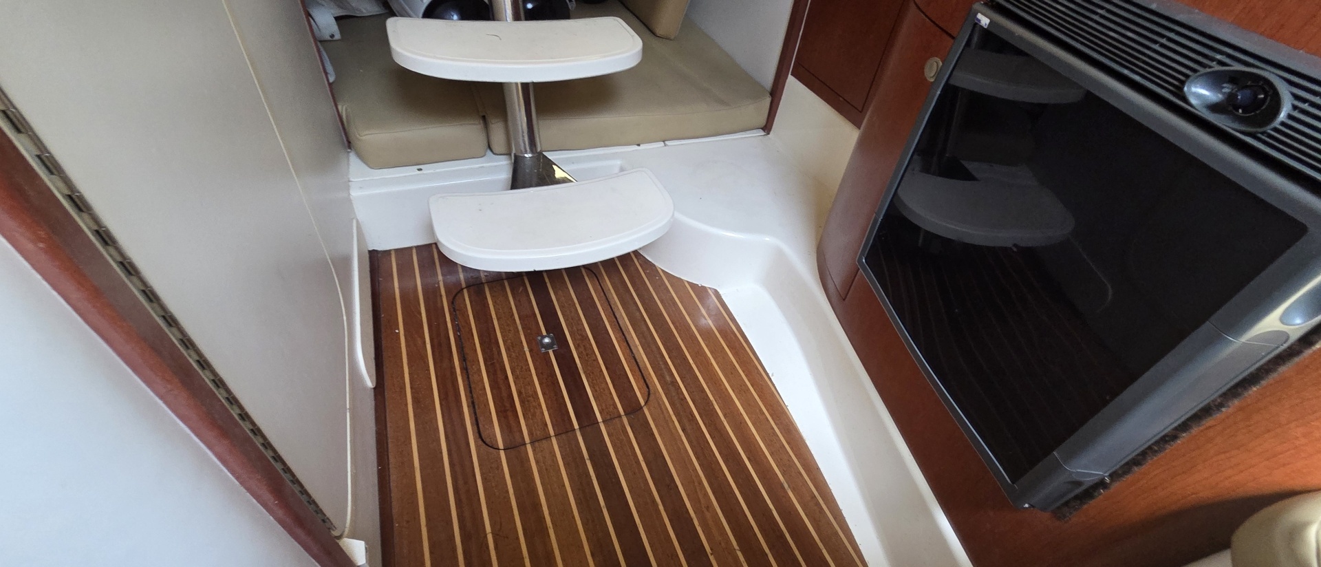 2007 Boston Whaler 305 Conquest - Image 54