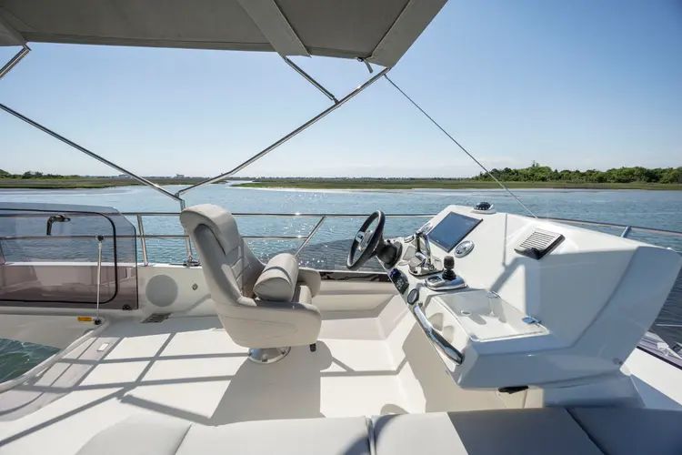 2024 Prestige 420 - Image 55