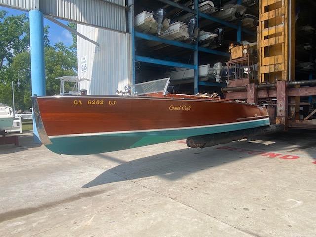 2000 Grand Craft Classic Runabout