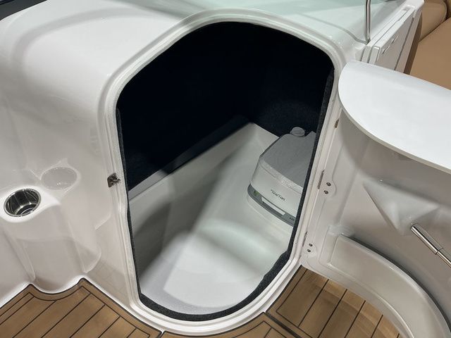 2026 NauticStar 223DC Deck - 13