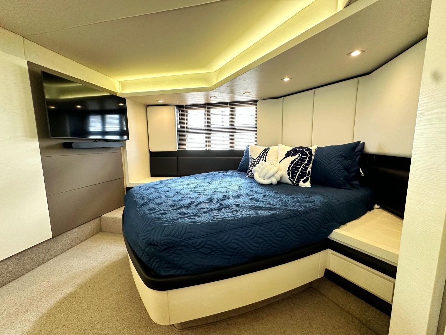 2015 Azimut 55S - Image 28