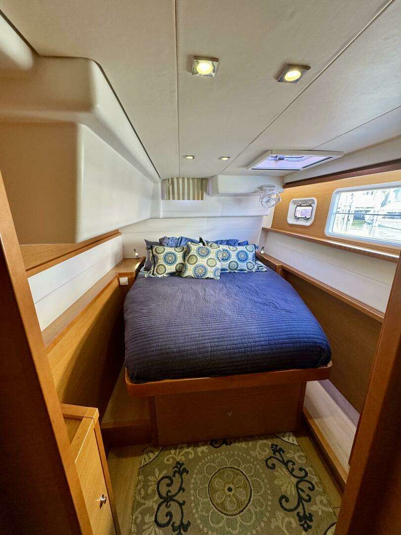 2012 Lagoon 450 F - Image 18