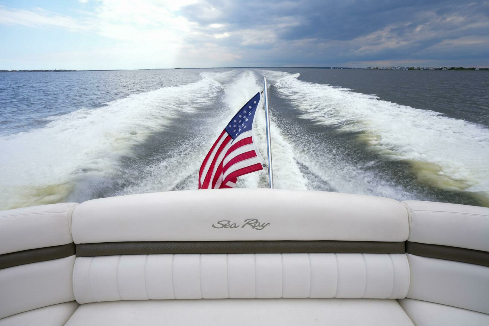2006 Sea Ray 52 Sundancer - Image 16