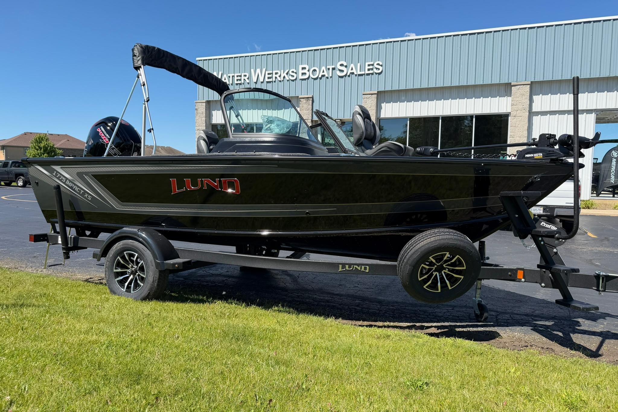 2027 Lund 1775 Impact XS Sport