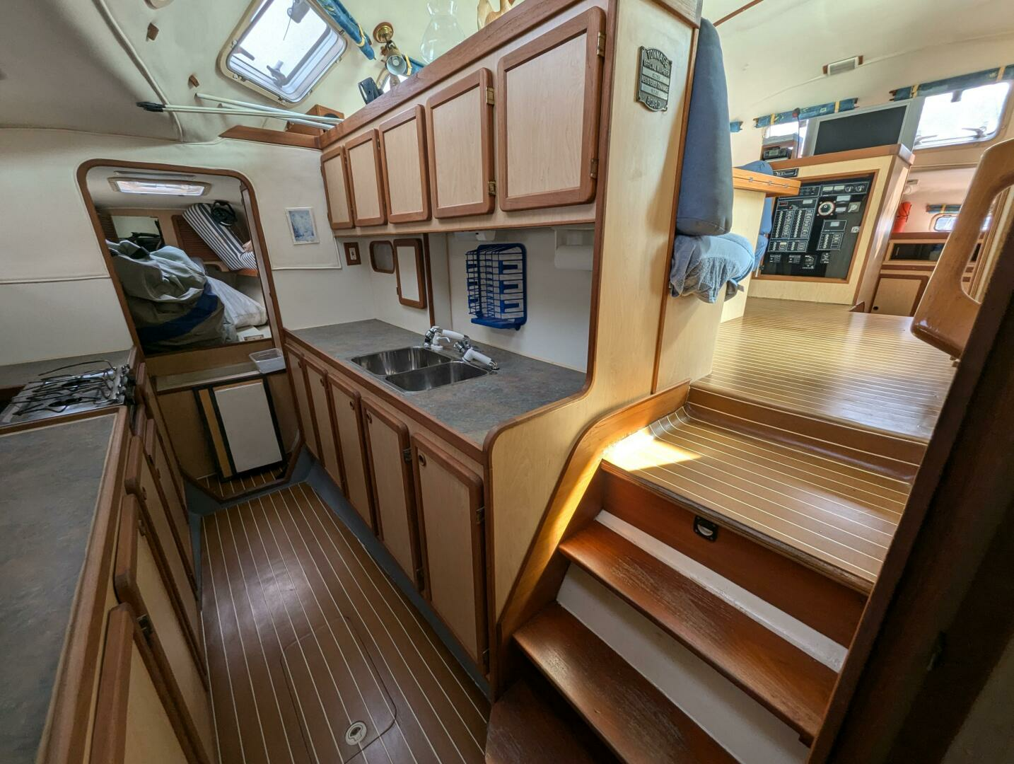 1998 Shuttleworth Ocean Cheetah 37 Custom - Image 26