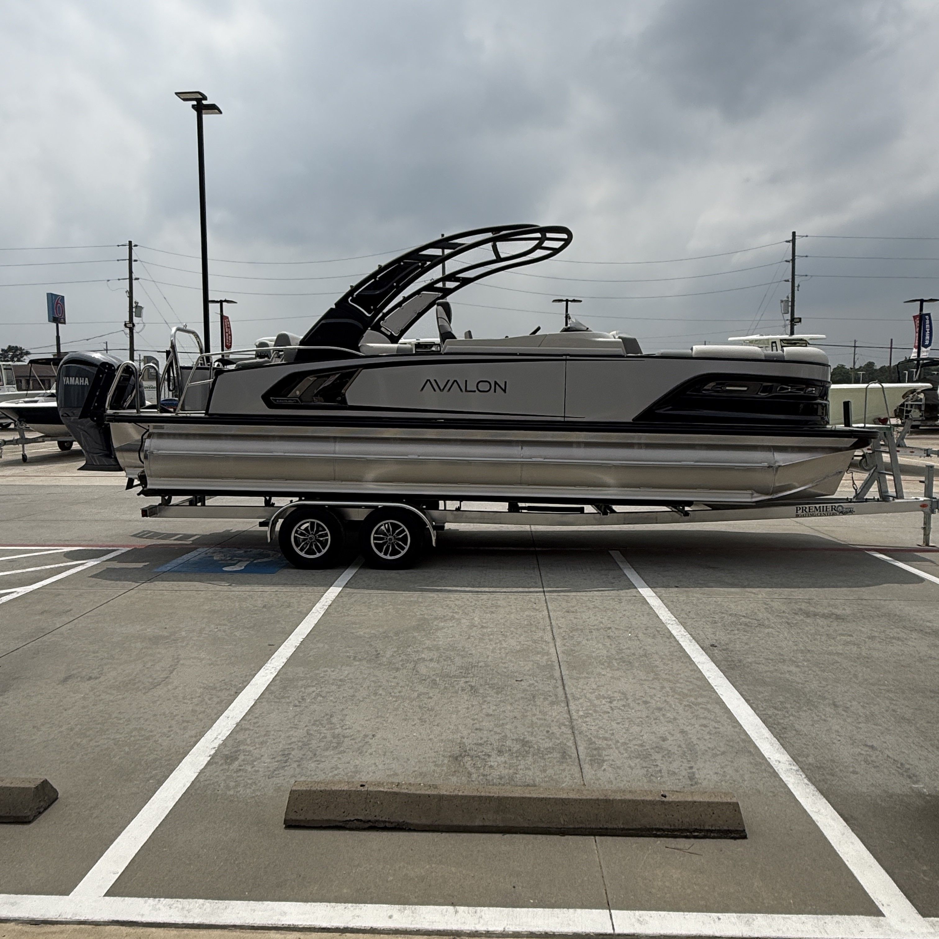 2026 Avalon QLS25T Excalibur - 7
